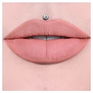 BIRTHDAY SUIT New in Box Jeffree Star‎ Velour Liquid Lipstick Peachy Pink Nude